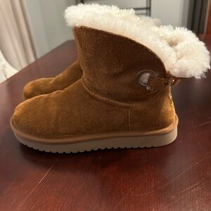 Koolaburra by UGG Tan Suede Boots with Shearling